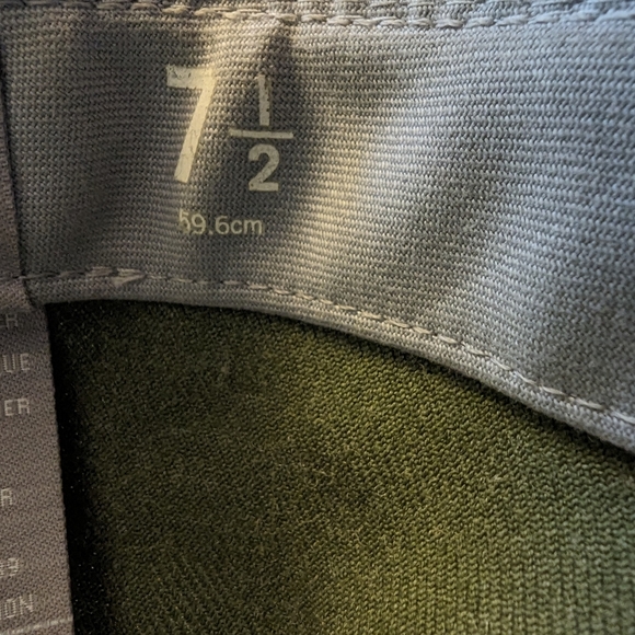 Minnesota Vikings New Era salute to service fitted cap, size 7-1/2 - Picture 6 of 6